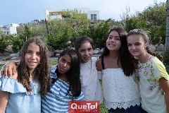 Muy contentas en el cumple.