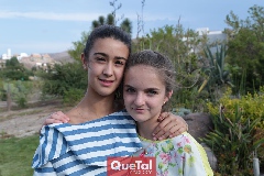 Isa y Camila.