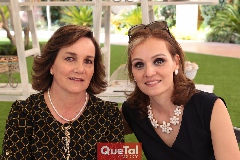  Sandra Estúa de Villalobos y Edith Ruiz de Sigler.