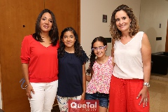 Malena Sánchez, Sofi Espinoza, Vale Herrera y Cynthia Valle .
