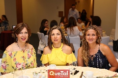 Mella Elizalde, Mayra Ortega y Aurora Irigoyen.