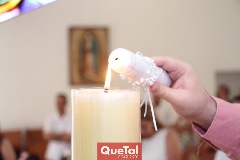 Encendiendo la Luz de Cristo.
