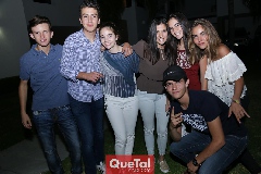  Nacho M.A., Alex Anaya, Montse, Adri Guevara, Mariana Cueto, Maria Ovalle y Alejandro Urías.