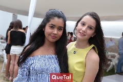  Ana Pau y Meli.