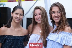  Natalia González, Regina Morones y Moni Michel.