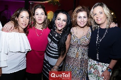  Rosa Elena, Raquel, Mercedes, Cecilia y Anushka Morales
cmm17.jpg