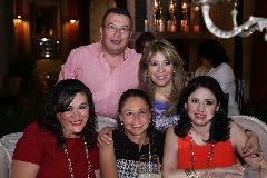  Disfrutando de la fiesta.