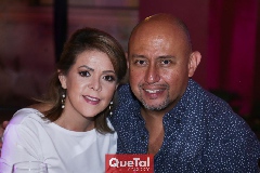  Rocío Covarrubias de Hernández y Alfredo Hernández.