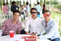 Claudio Meade, Eduardo Cantú y Juan Fer Rojas.