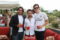 En la fiesta de Eduardo.