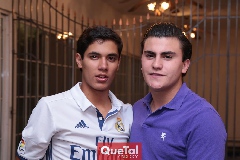 Andrés y Emiliano.