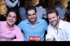 Ignacio Cisneros, Carlos Saiz y Javier García.