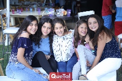  Amigas.