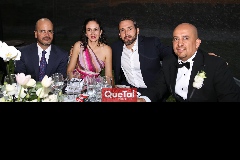 Guillermo Meade, Daniela Villasuso, Mauro Castañeda y Marcos Alfaro .