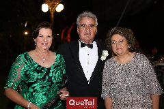 Patricia Wagner, Javier Benavente y María Esther Treviño .