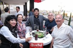  Lupita Alvarado, Lupita Porras, Gustavo García, Carlos Colunga y Eduardo Chávez.