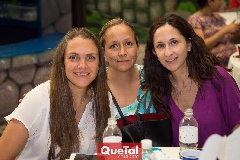 Paloma Espinosa, Jessica Carreón y Ana Flores.