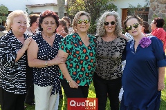  Angelita Canales, Georgina González, Silvia Padrón, Jennifer Kaiser y Mary Carmen López.