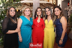 Soraya Arredondo, Ros, Mahelet Arredondo, Sarahí Arredondo y Karla Arredondo .