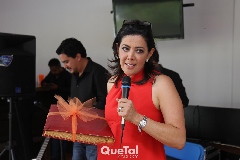  Mónica.