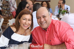  Alma Salazar y Julio Domínguez.