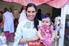  Sofía Medina y Ana Sofía.