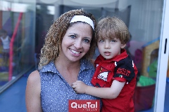  Marilú Paredes y Humberto.