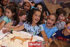  Muy divertida.