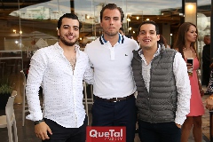 Víctor Sanz, David Flores y Javier .