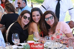  Maripepa Muriel, Ana Lilia Maggiori y Karina Hernández.