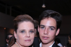  Eva Anaya y su hijo Manolo Martins.