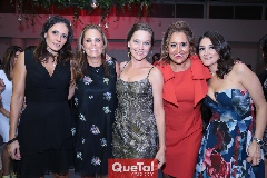  Claudia Artolózaga, Paty Fernández, Ana de Zermeño, Paty Lara y Mercy Lafuente.
