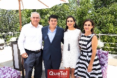 Enrique Berrueta, Rolando Domínguez, María Berrueta y Carmen Zapata de Berrueta.