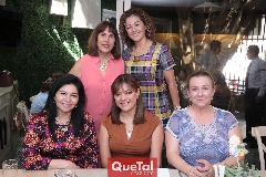  Perla Barret, Marisa Zulaica, Ingrid Cruz, Alejandra Zulaica y Ligia Almendáriz.