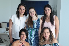  Lorena Aranda, Geo Rivera, Liz Alcalde, Zaira Ríos y Marcela Guevara.