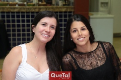  Adriana Salguero y Lucía González.