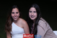 María y Lupi.