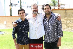 Enrique Zamanillo con sus hijos Juan Pablo y Enrique Zamanillo.