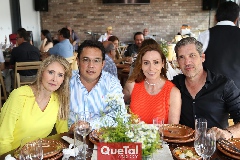 Sandra Revilla, Tony Ascanio, Mónica y Marco Garfias.
