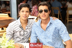 Juan Carlos Carrillo y Enrique Vega .