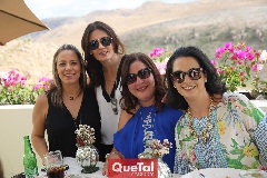  Michelle Zarur, Claudia Artolózaga, Deyanira Cázares y Maricel Gutiérrez.
