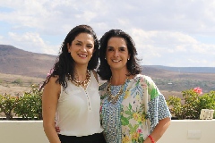  Daniela y Maricel Gutiérrez.