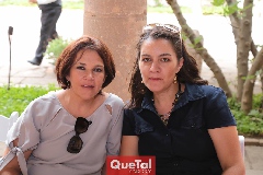  Reyna Suárez y Paola Algara.