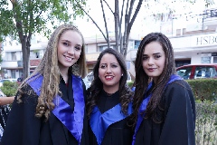  Karla Aldana, Laura Stahl y Gaby Martins.