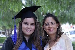  Valeria de la Vega y su mamá Rocío Ortuño.