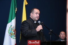  Padre Fernando Fernández.