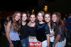 Pris, Meli, Nuria, Alexia, Paty y Regina.
