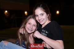Mariana Lomelí y Marce Gat.