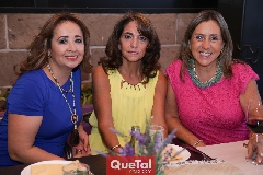 Martha Faz, Chela Barragán y Rocío de Sigona.