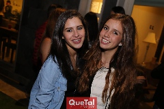  Vanessa y Gris.